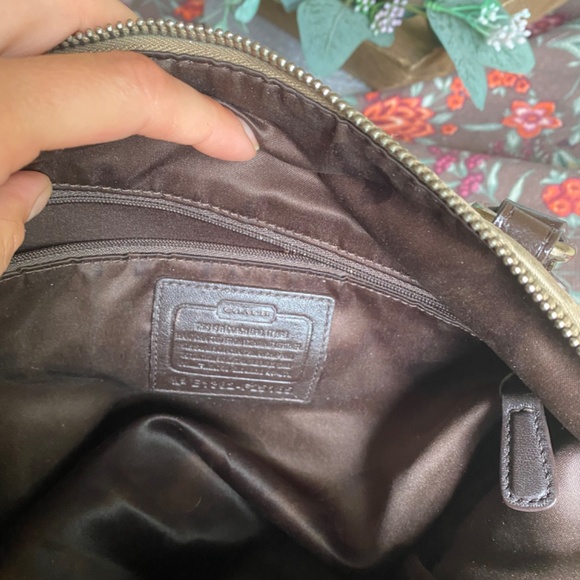 Authentic Coach purse - Picture 3 of 4